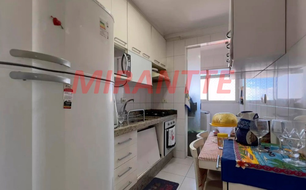 Apartamento de 60m² com 2 quartos em Vila Galvão