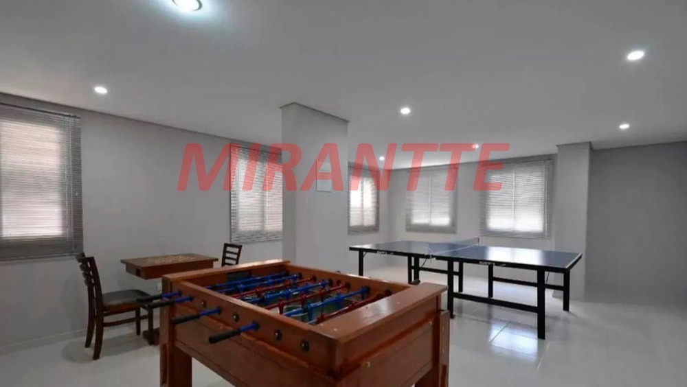 Apartamento de 60m² com 2 quartos em Vila Galvão