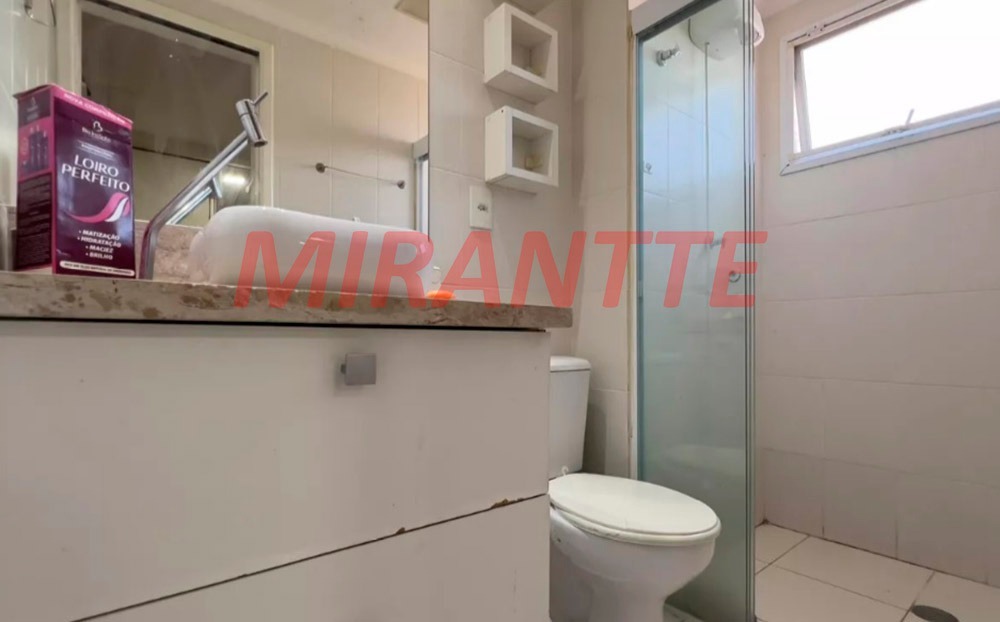 Apartamento de 60m² com 2 quartos em Vila Galvão