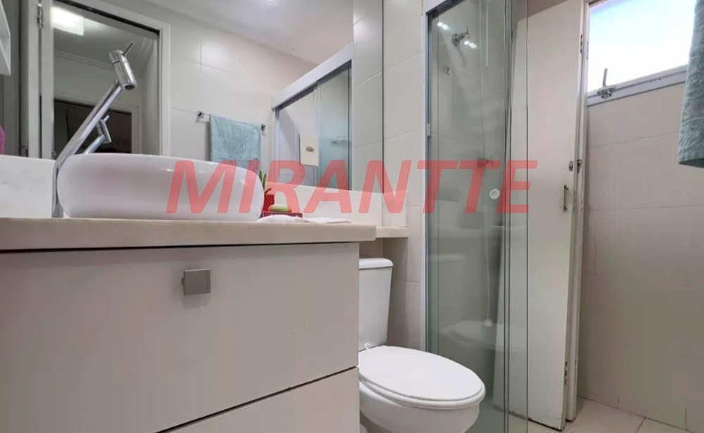 Apartamento de 60m² com 2 quartos em Vila Galvão