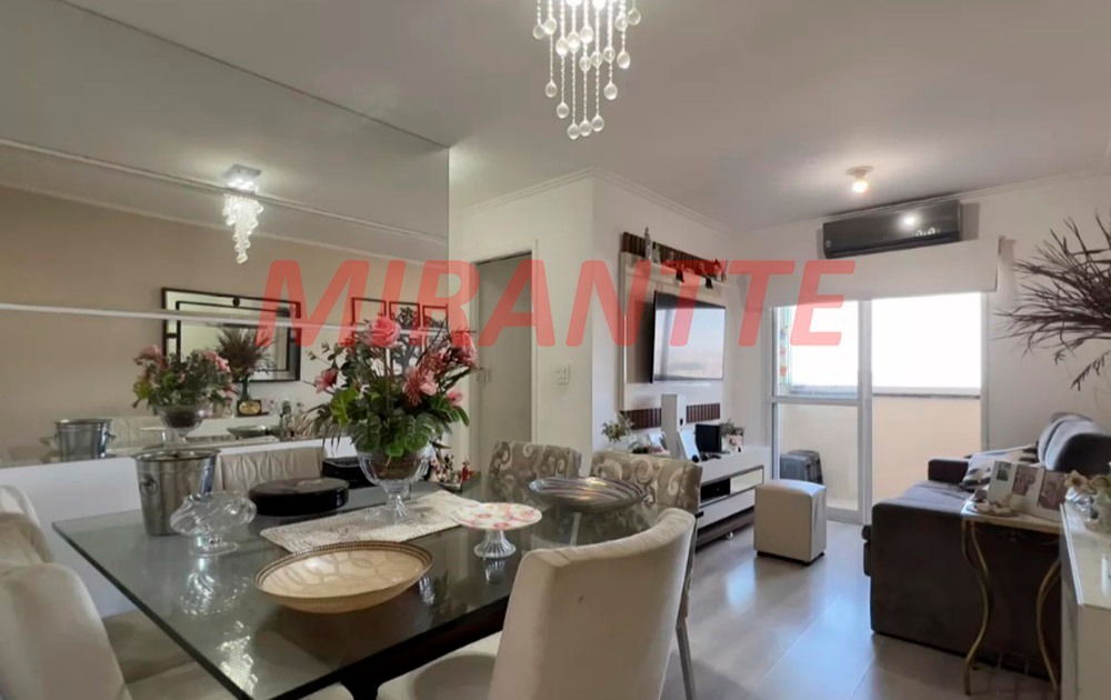 Apartamento de 60m² com 2 quartos em Vila Galvão