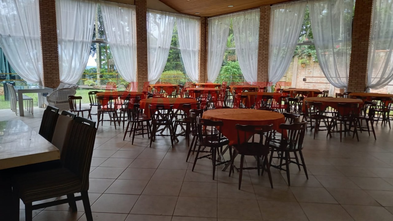 Comercial de 300m² em Roseira