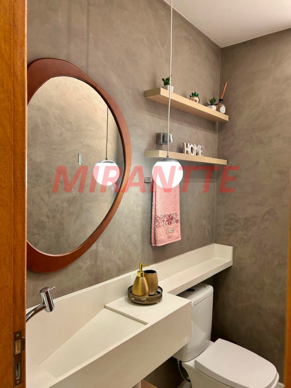Sobrado de 123m² com 3 quartos em Chora Menino