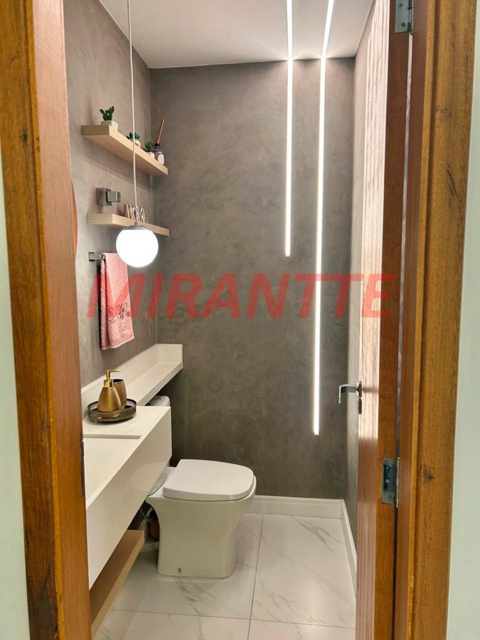 Sobrado de 123m² com 3 quartos em Chora Menino