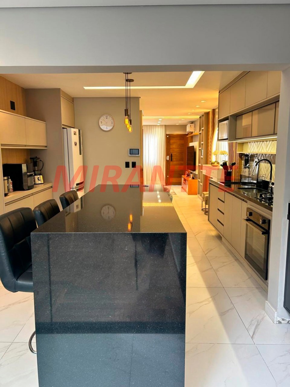 Sobrado de 123m² com 3 quartos em Chora Menino