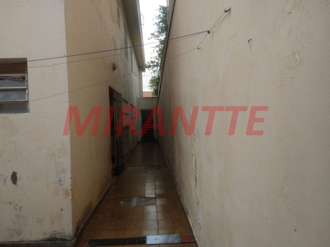 Sobrado de 150m² com 4 quartos em Sítio Do Morro