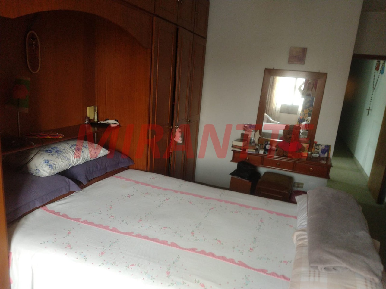 Sobrado de 150m² com 4 quartos em Sítio Do Morro
