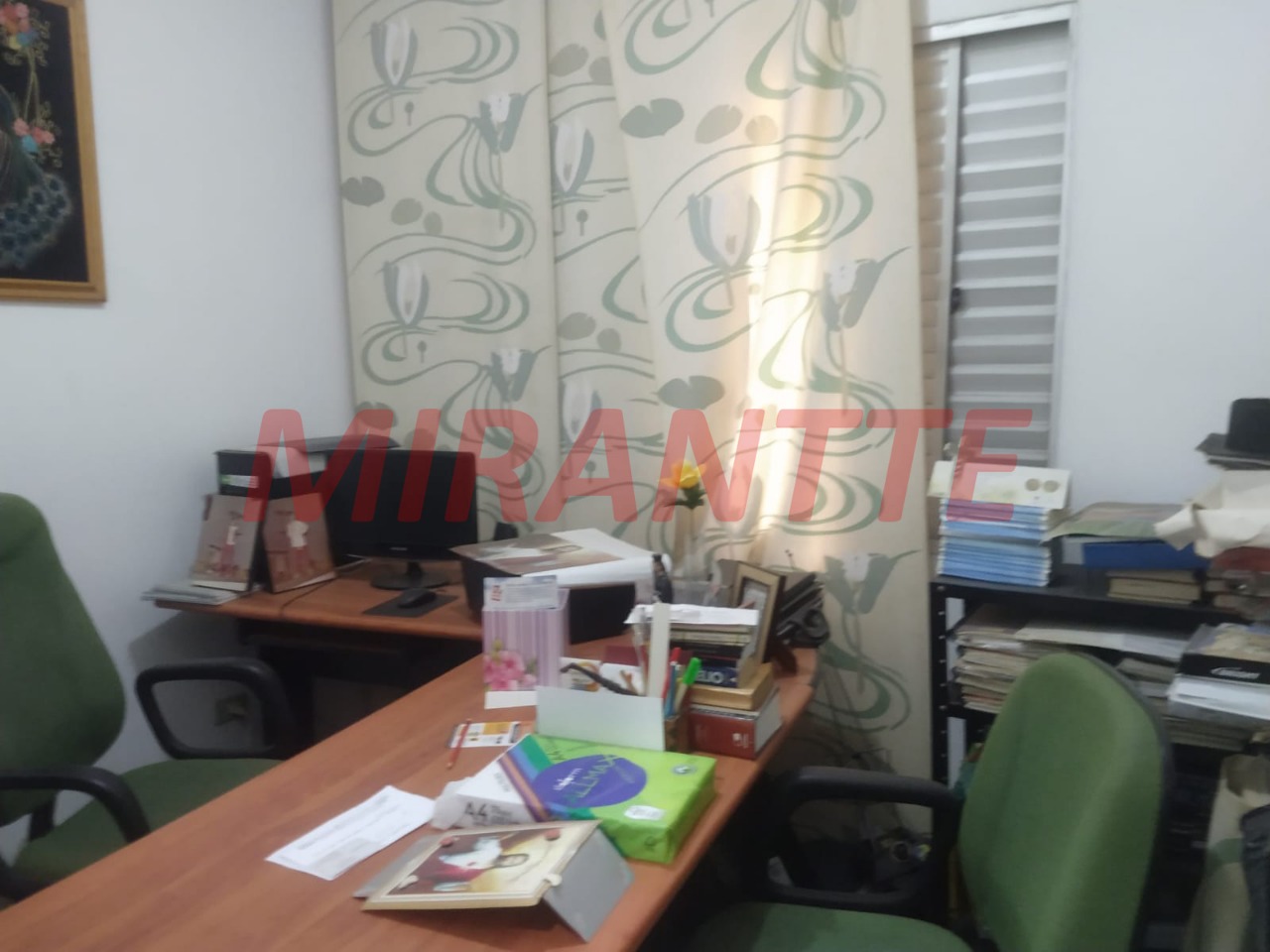 Sobrado de 150m² com 4 quartos em Sítio Do Morro