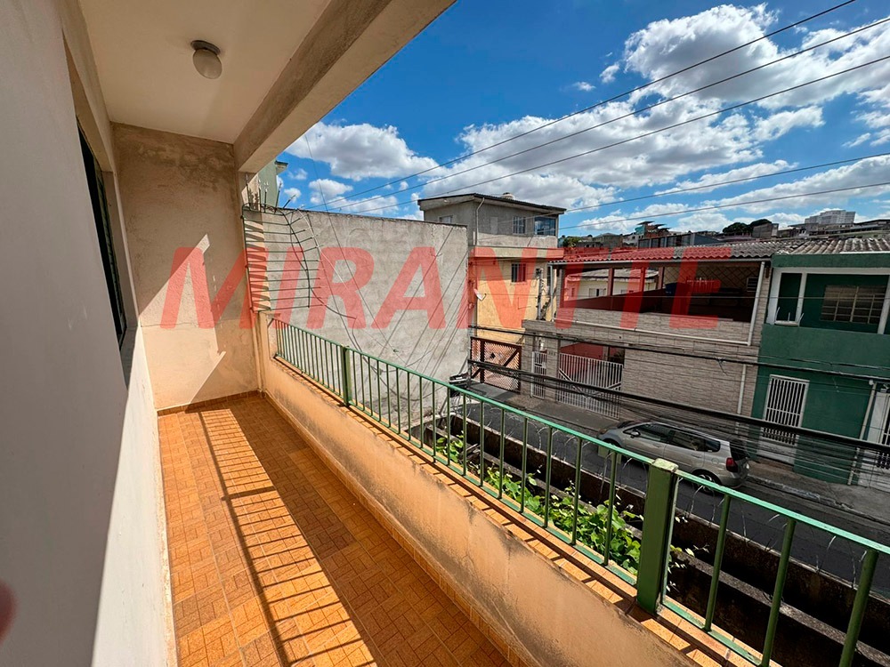 Sobrado de 242m² com 4 quartos em Vila Penteado