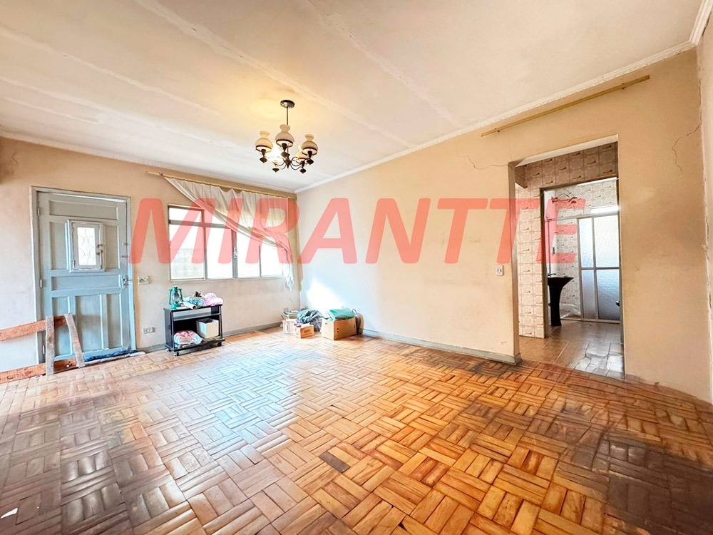 Sobrado de 242m² com 4 quartos em Vila Penteado