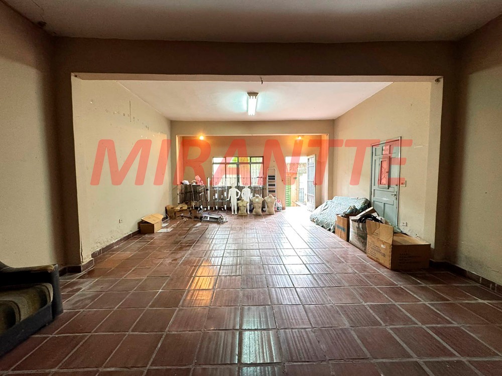 Sobrado de 242m² com 4 quartos em Vila Penteado