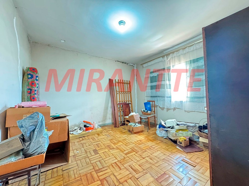 Sobrado de 242m² com 4 quartos em Vila Penteado