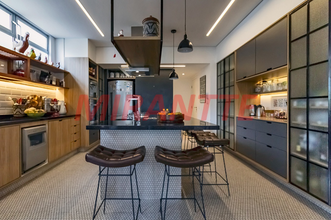 Apartamento de 270m² com 3 quartos em Higienópolis
