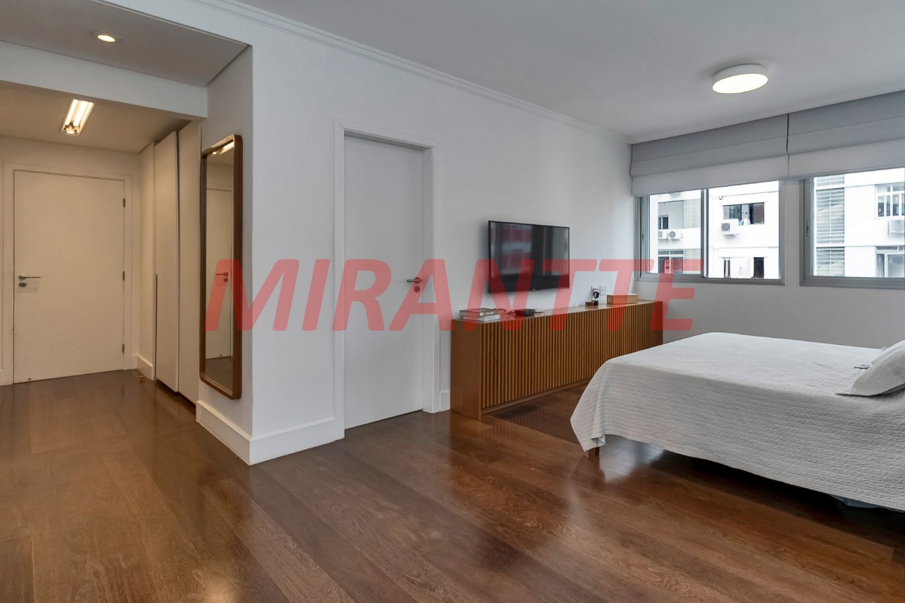 Apartamento de 270m² com 3 quartos em Higienópolis