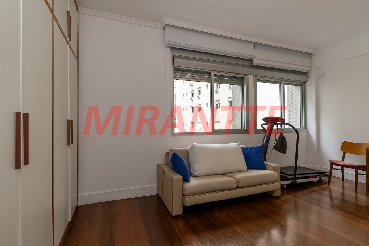 Apartamento de 270m² com 3 quartos em Higienópolis