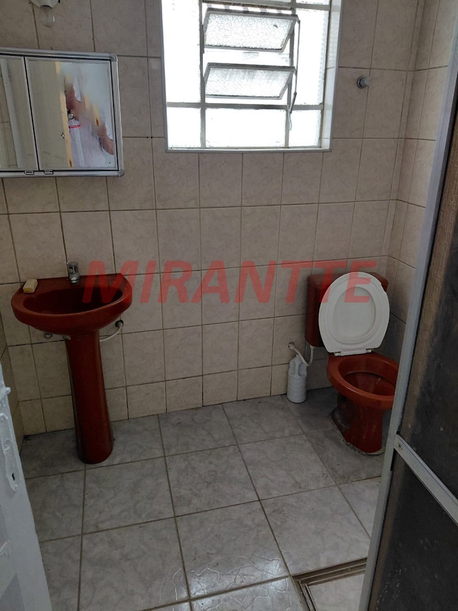 Casa terrea de 60m² com 2 quartos em Parque Vitória