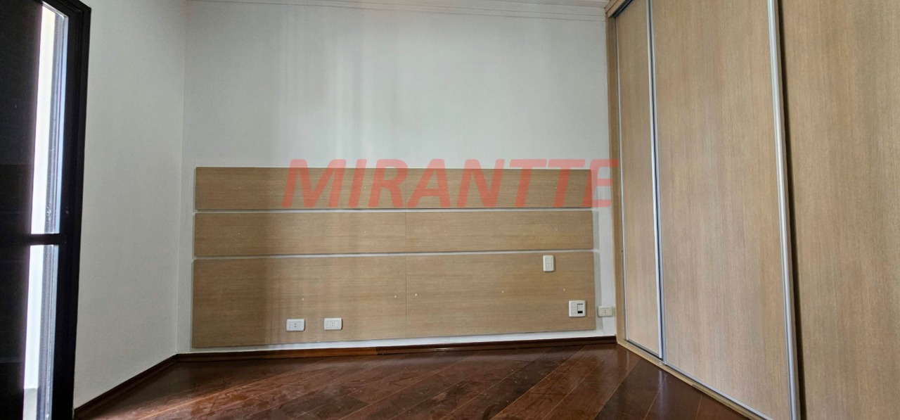 Apartamento de 140m² com 3 quartos em Santa Teresinha