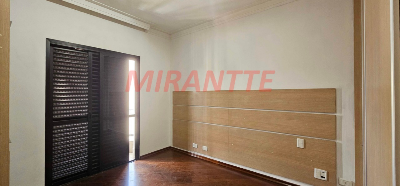 Apartamento de 140m² com 3 quartos em Santa Teresinha