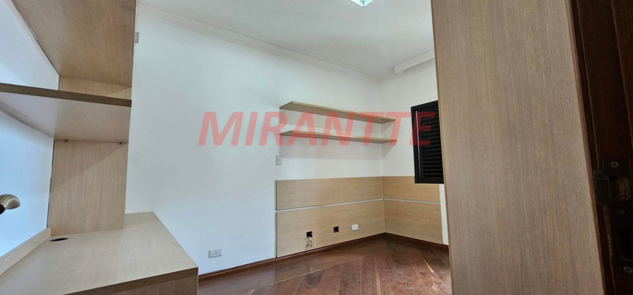 Apartamento de 140m² com 3 quartos em Santa Teresinha