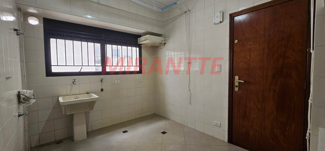 Apartamento de 140m² com 3 quartos em Santa Teresinha