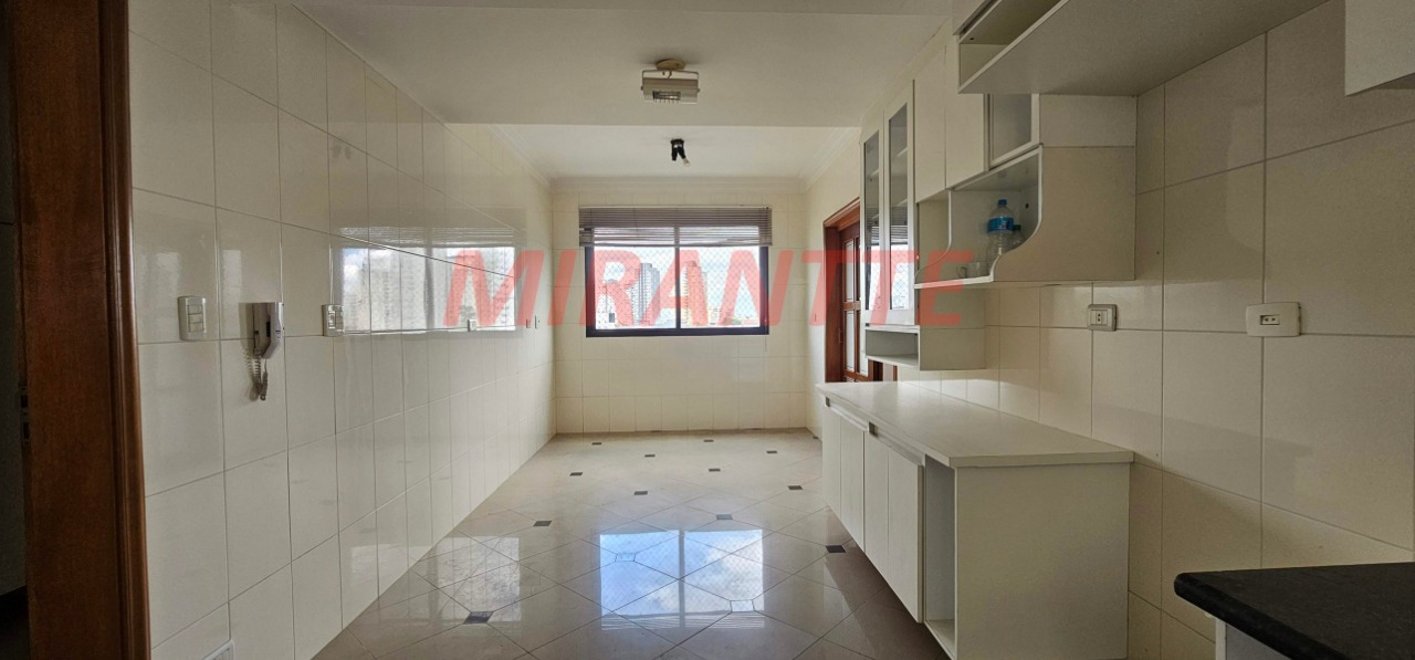 Apartamento de 140m² com 3 quartos em Santa Teresinha