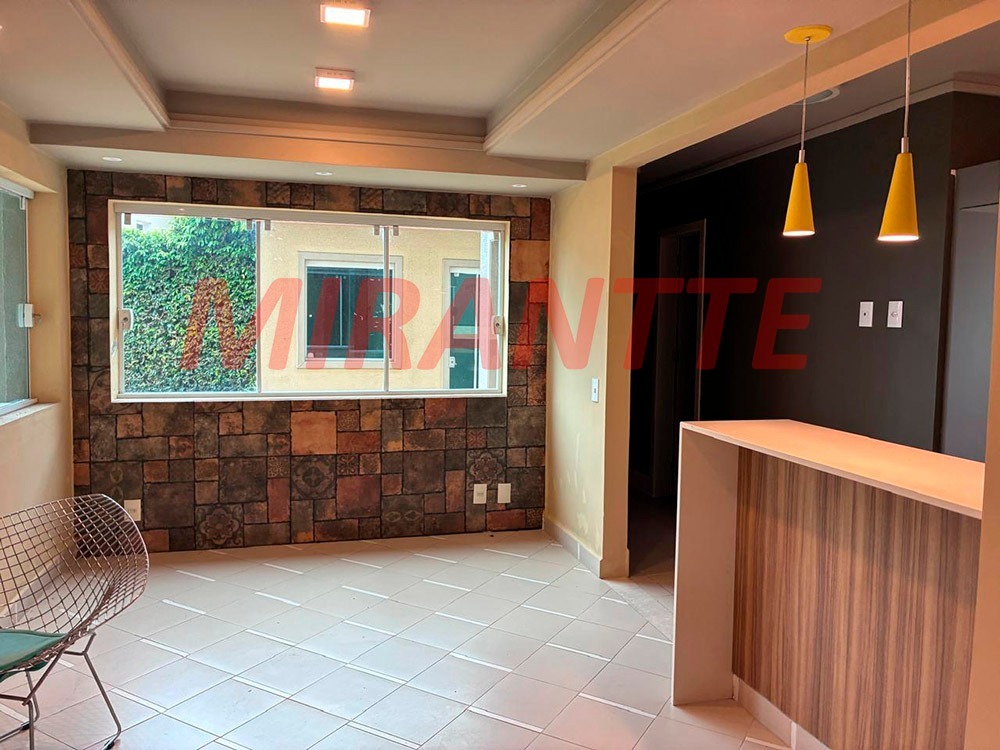 Cond. fechado de 365m² em Roseira