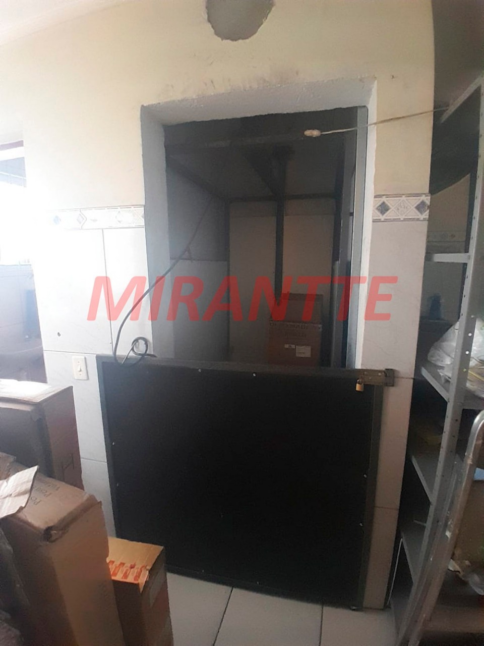 Comercial de 1520m² em Vila Mazzei