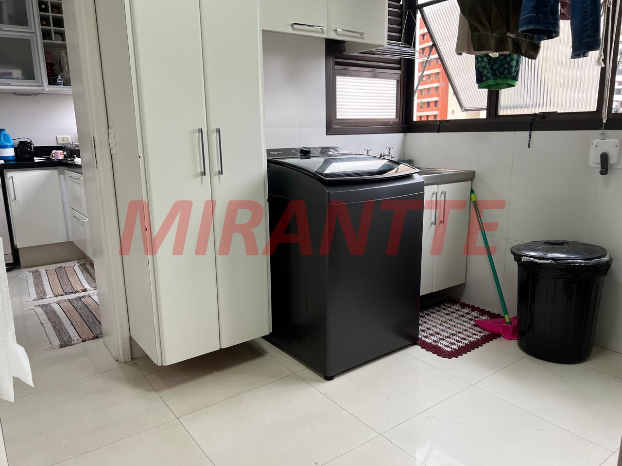 Apartamento de 220m² com 3 quartos em Santana