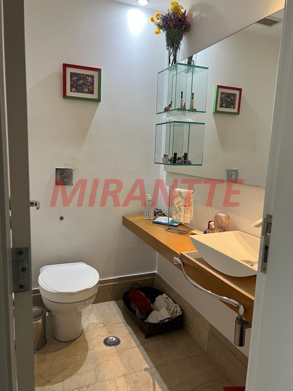 Apartamento de 220m² com 3 quartos em Santana