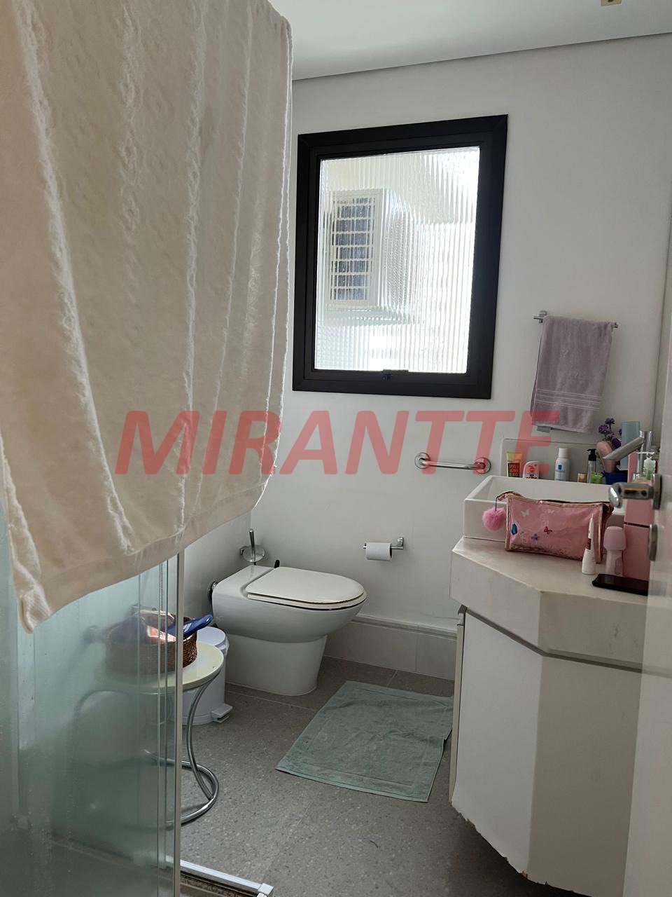 Apartamento de 220m² com 3 quartos em Santana