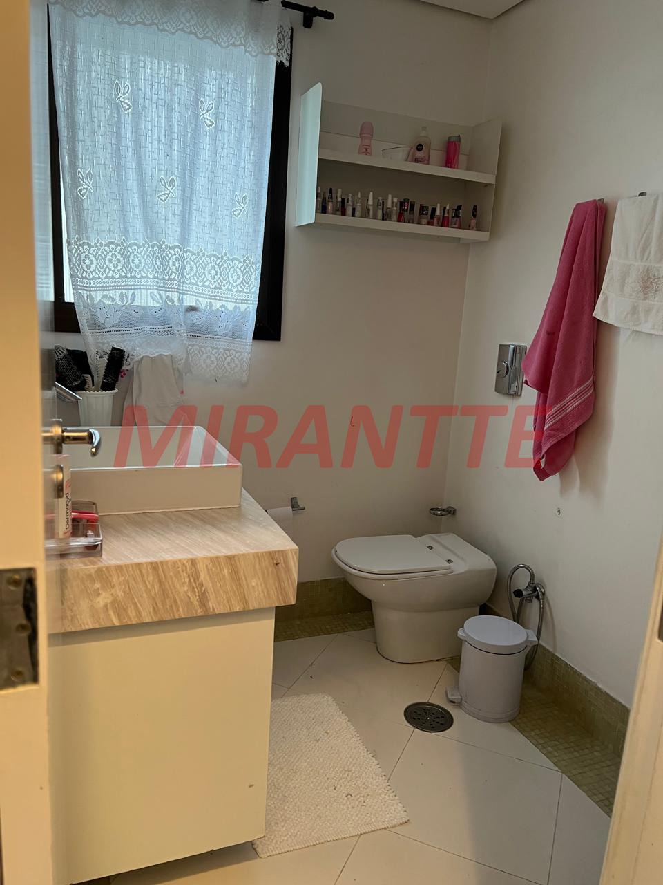 Apartamento de 220m² com 3 quartos em Santana
