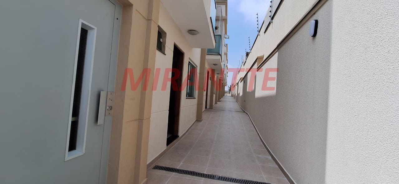 Cond. fechado de 79m² com 2 quartos em Imirim
