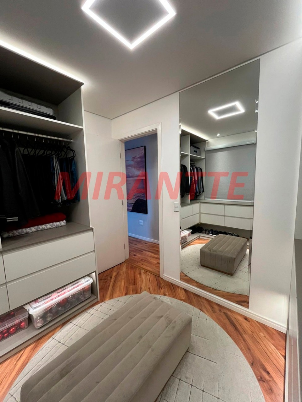 Sobrado de 147m² com 3 quartos em Vila Nova Mazzei