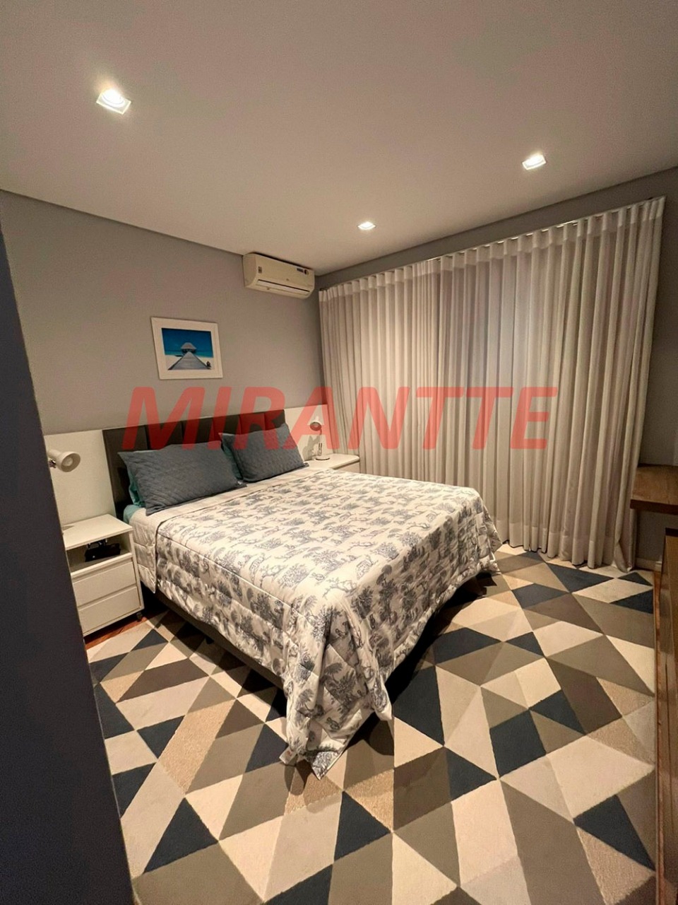Sobrado de 147m² com 3 quartos em Vila Nova Mazzei