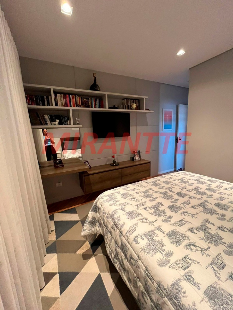 Sobrado de 147m² com 3 quartos em Vila Nova Mazzei