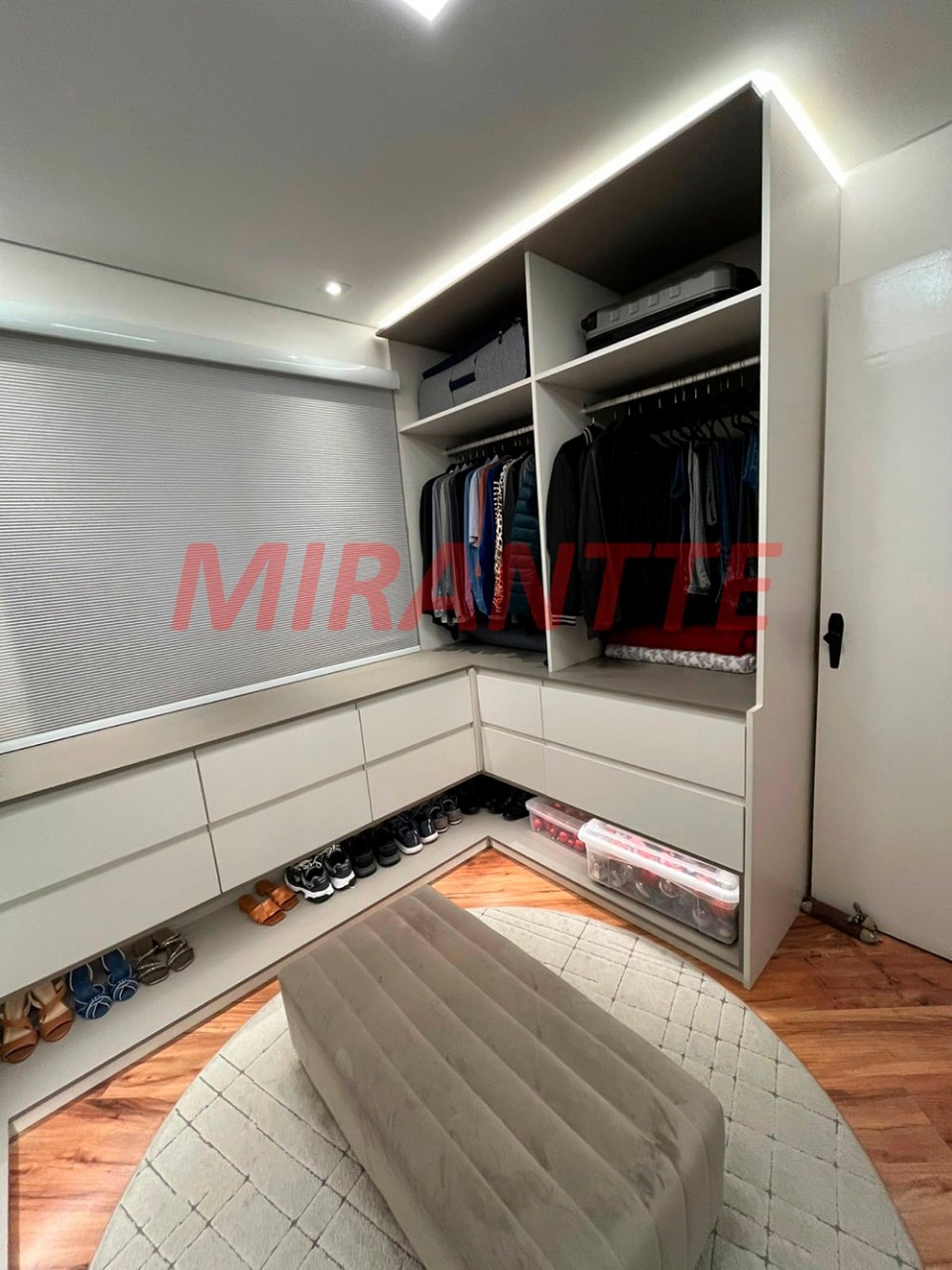 Sobrado de 147m² com 3 quartos em Vila Nova Mazzei