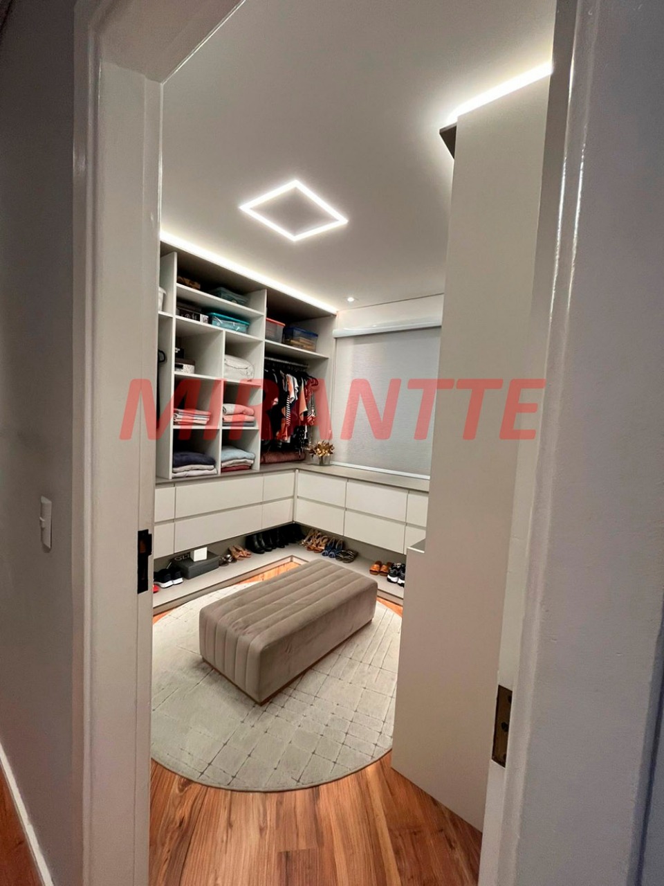 Sobrado de 147m² com 3 quartos em Vila Nova Mazzei