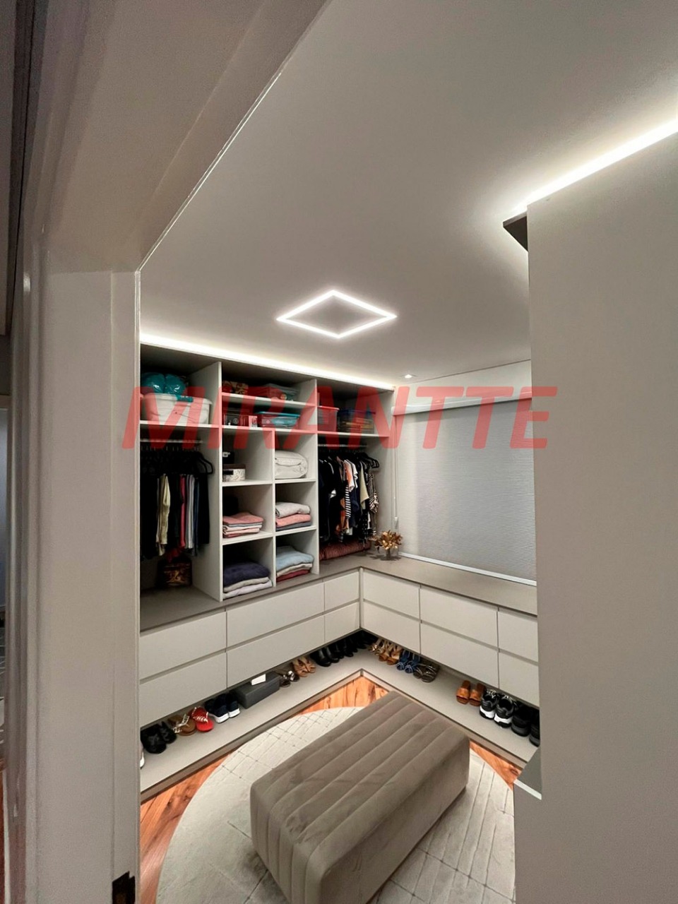 Sobrado de 147m² com 3 quartos em Vila Nova Mazzei