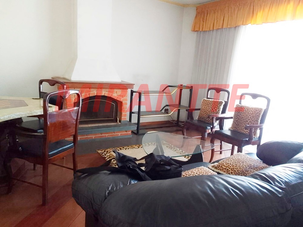 Sobrado de 296m² com 4 quartos em Jardim Leonor Mendes De Barros