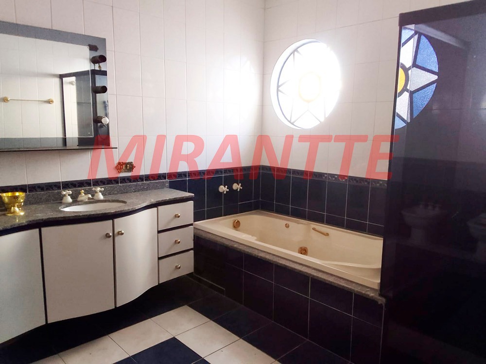 Sobrado de 296m² com 4 quartos em Jardim Leonor Mendes De Barros