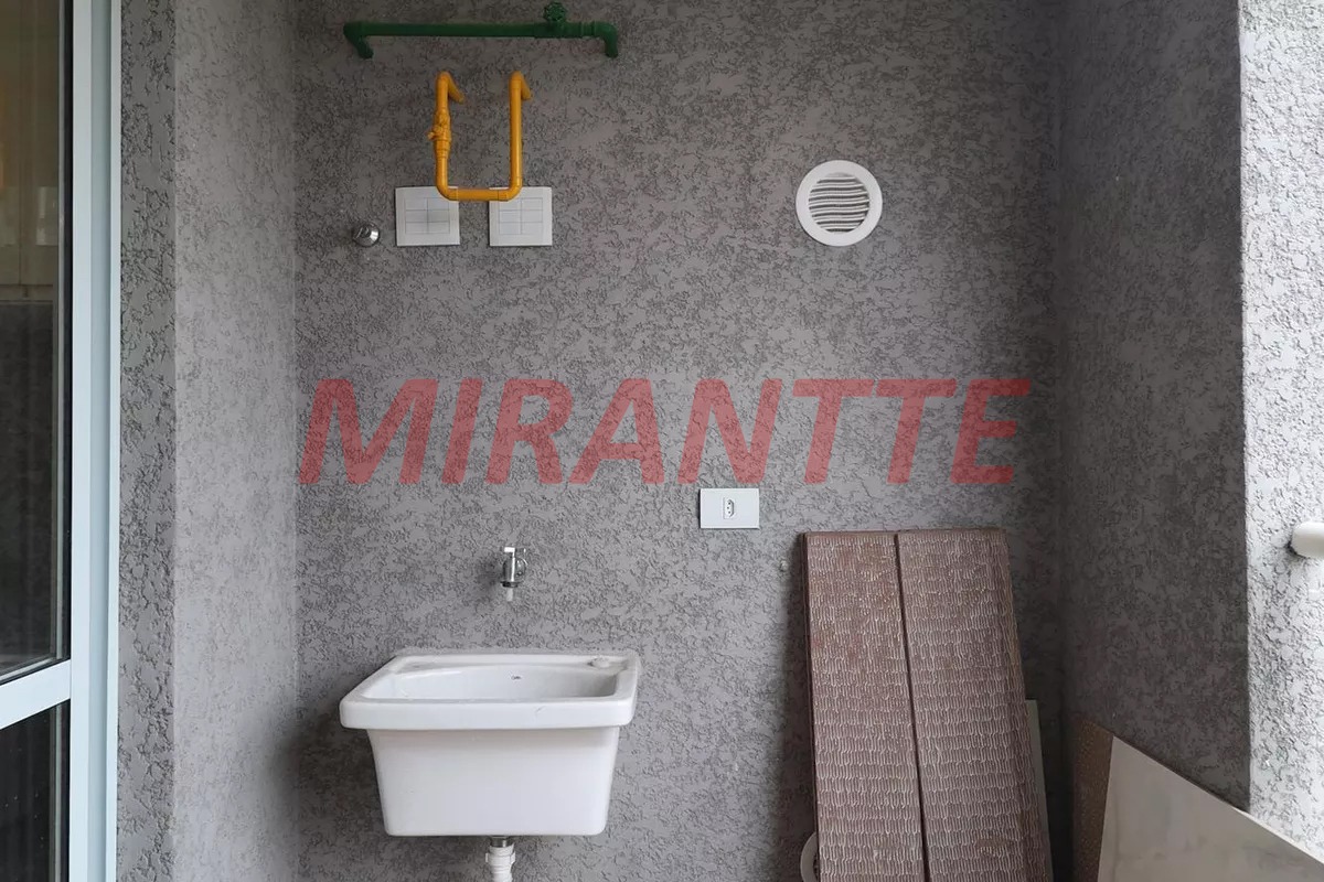Apartamento de 43m² com 2 quartos em Vila Gustavo