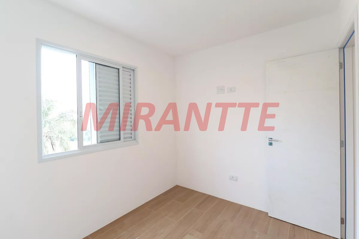 Apartamento de 43m² com 2 quartos em Vila Gustavo