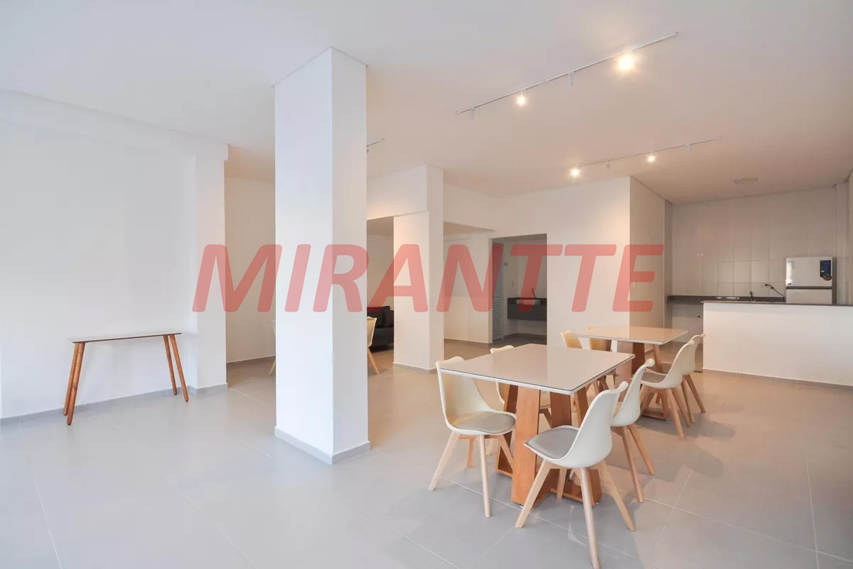 Apartamento de 43m² com 2 quartos em Vila Gustavo