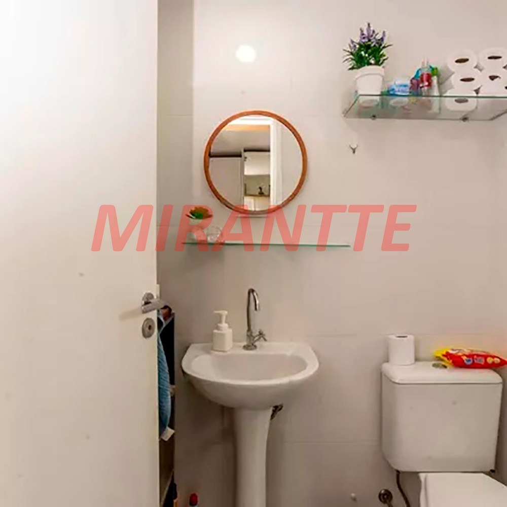 Apartamento de 58m² com 2 quartos em Vila Galvão