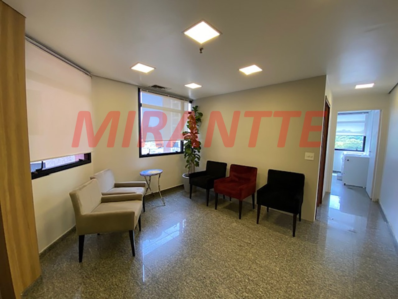 Comercial de 54m² em Santana