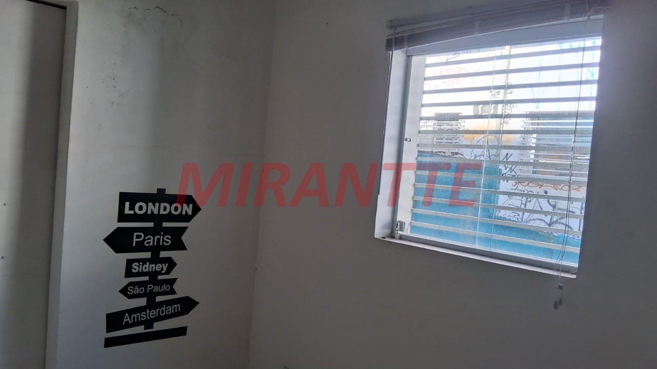 Sobrado de 140m² com 3 quartos em Santana