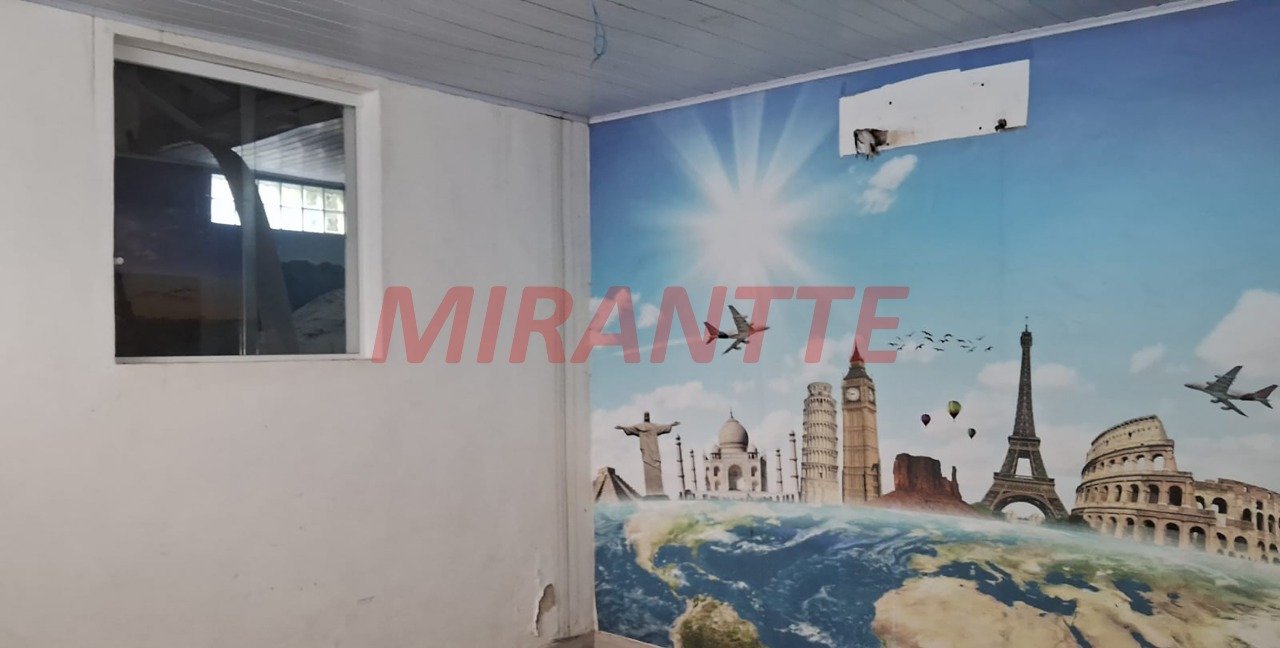 Sobrado de 140m² com 3 quartos em Santana