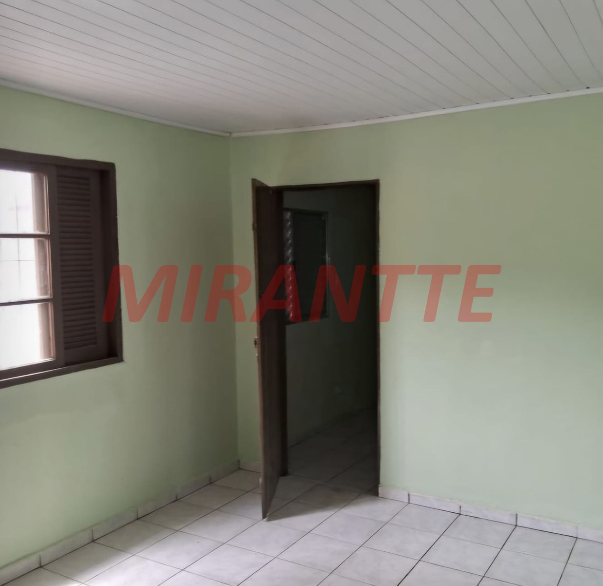 Casa terrea de 323m² com 2 quartos em Vila Nilo