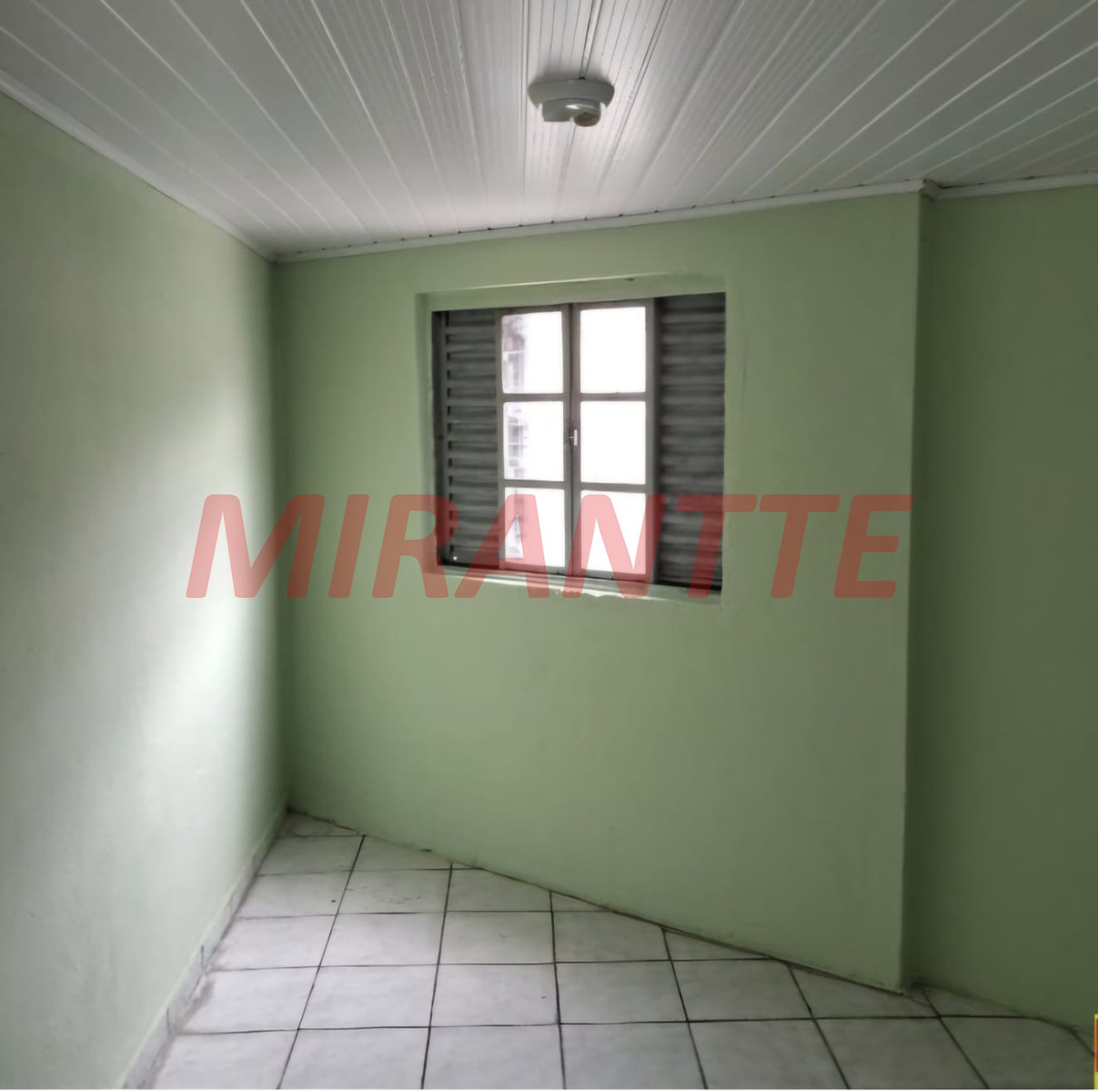 Casa terrea de 323m² com 2 quartos em Vila Nilo