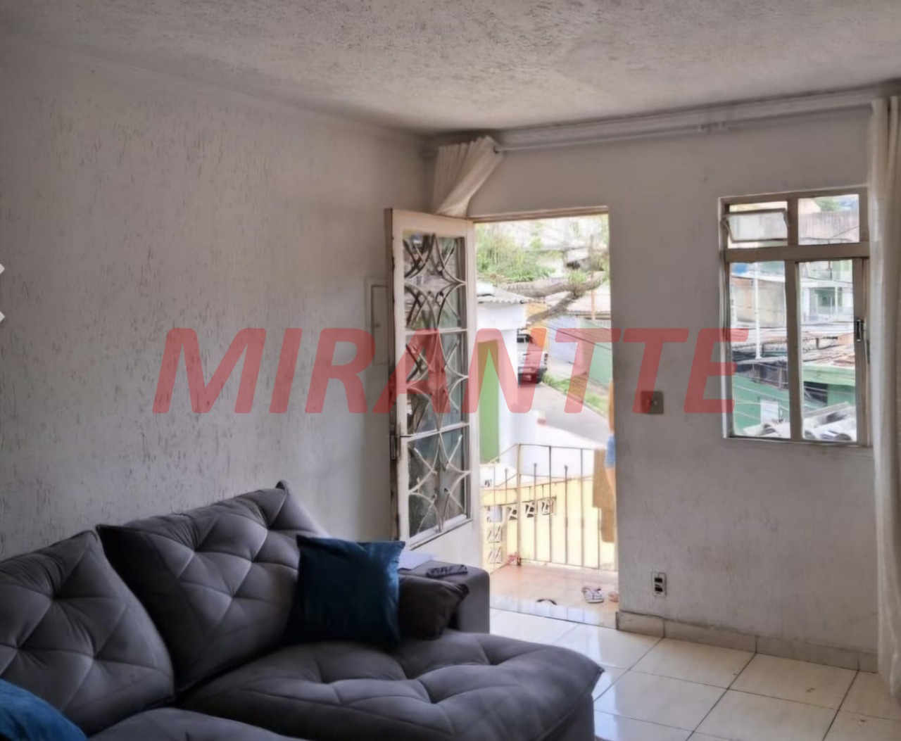 Casa terrea de 323m² com 2 quartos em Vila Nilo